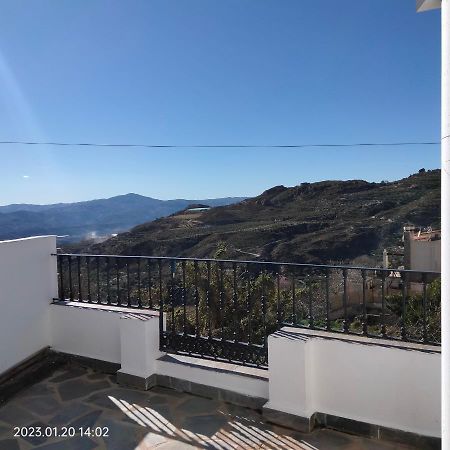 Apartamento Vacacional En La Alpujarra Laroles Екстериор снимка